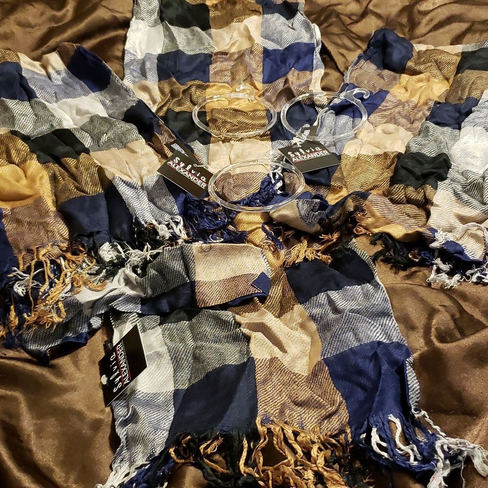 3 new scarfs resale bundle